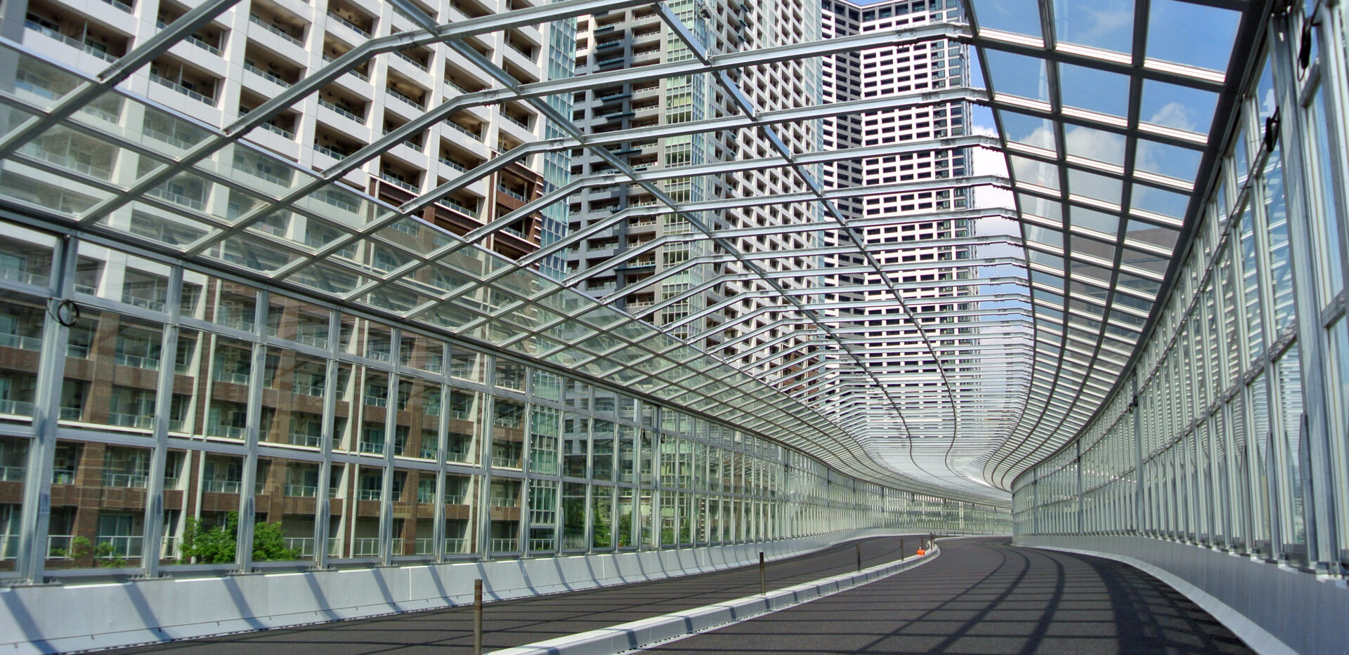 施工実績写真：防音防風施設　環2勝どき高架橋